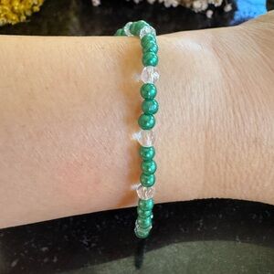 NWT Elegant Green Beaded Bracelet / Anklet